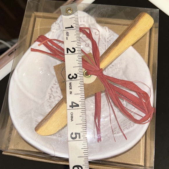 NWT Mud Pie Holiday dish with wooden spreader - Picture 7 of 7